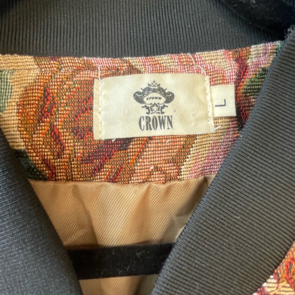 Tapestry Floral Bomber Jacket - Picture 8 of 11